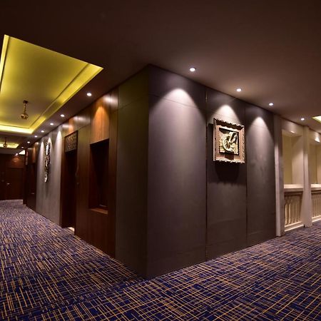 Kamay The Kohinoor Palace - A Heritage Hotel Faizābād Екстериор снимка