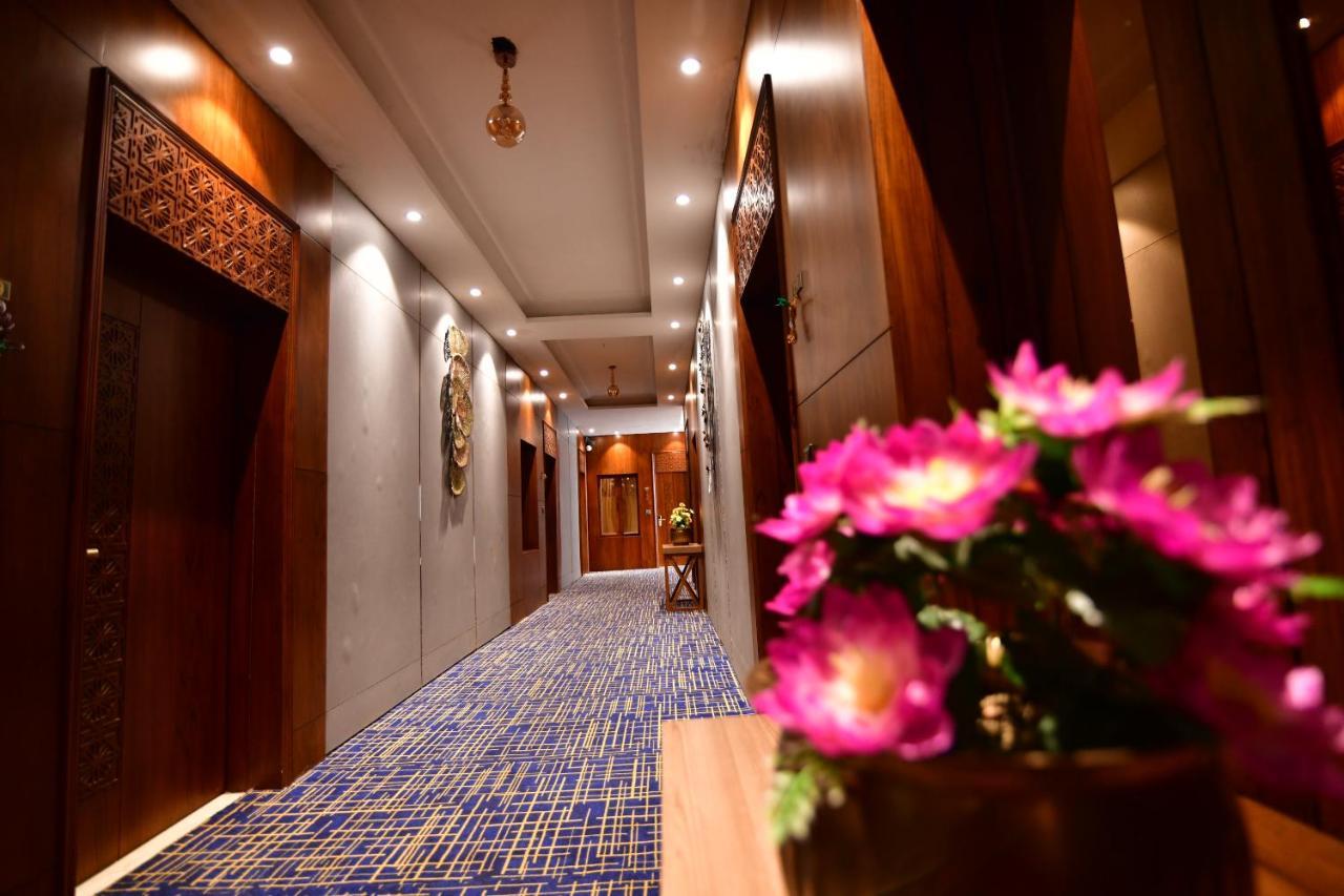 Kamay The Kohinoor Palace - A Heritage Hotel Faizābād Екстериор снимка