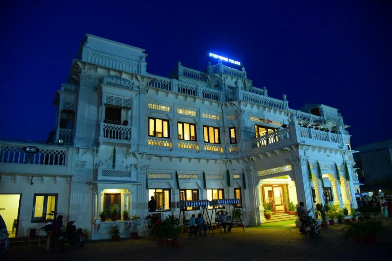 Kamay The Kohinoor Palace - A Heritage Hotel Faizābād Екстериор снимка
